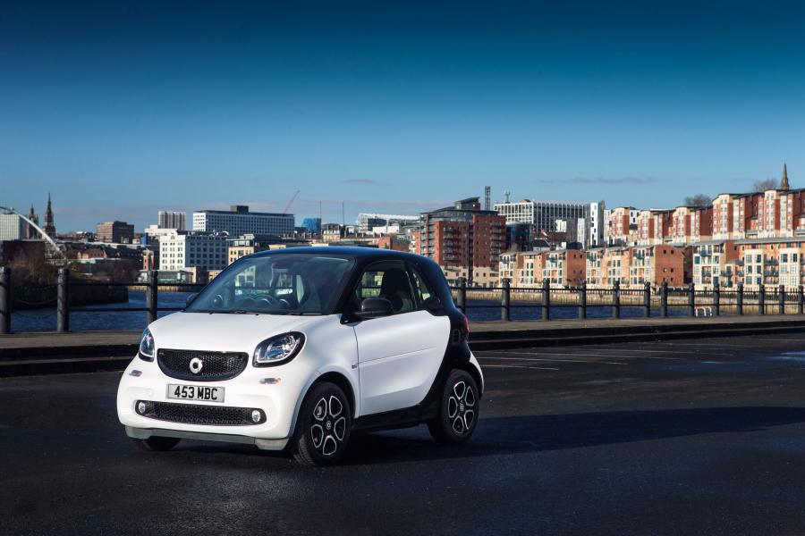  Smart ForTwo Prime Coupe 2015 года  (UK) (фото 7 из 19)